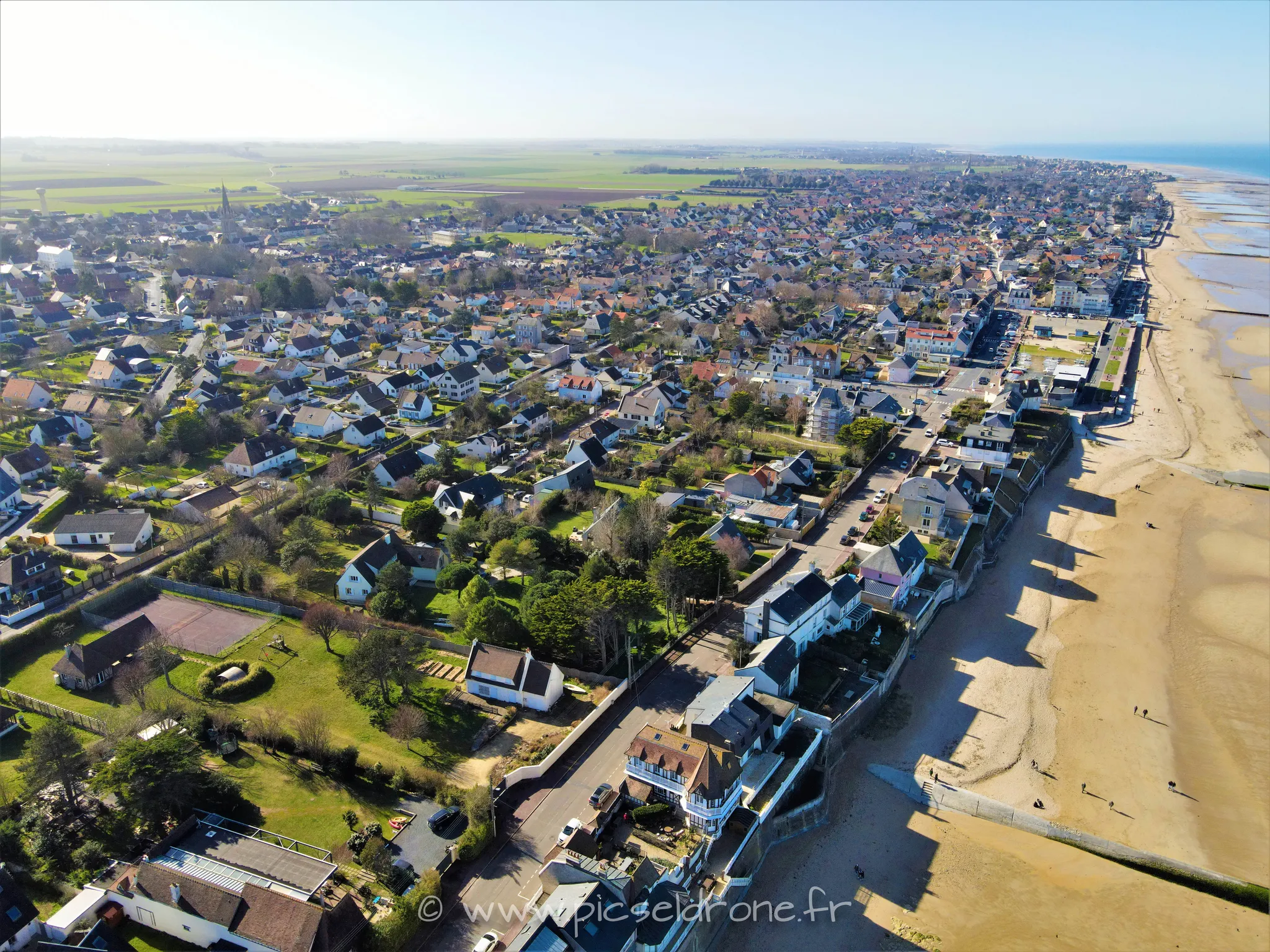 Prise de vues aérienne, photo aérienne de paysage, Langrune sur Mer, plage, télépilote drone, pilote drone, PICSEL DRONE, CAEN
