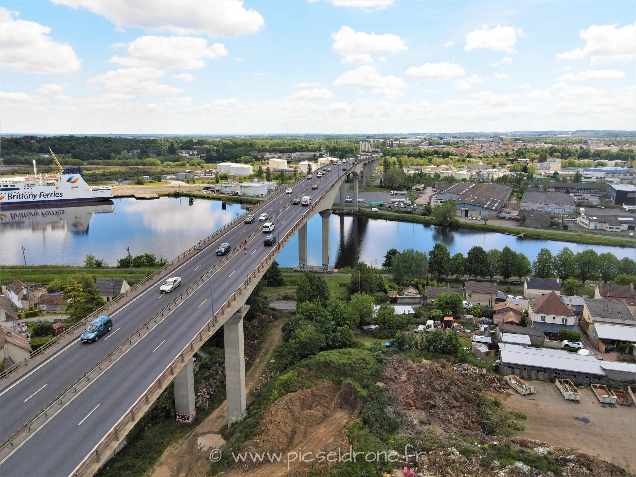 Inspection technique sur le viaduc de Calix, pont, télépilote drone, pilote drone, PICSEL DRONE, CAEN