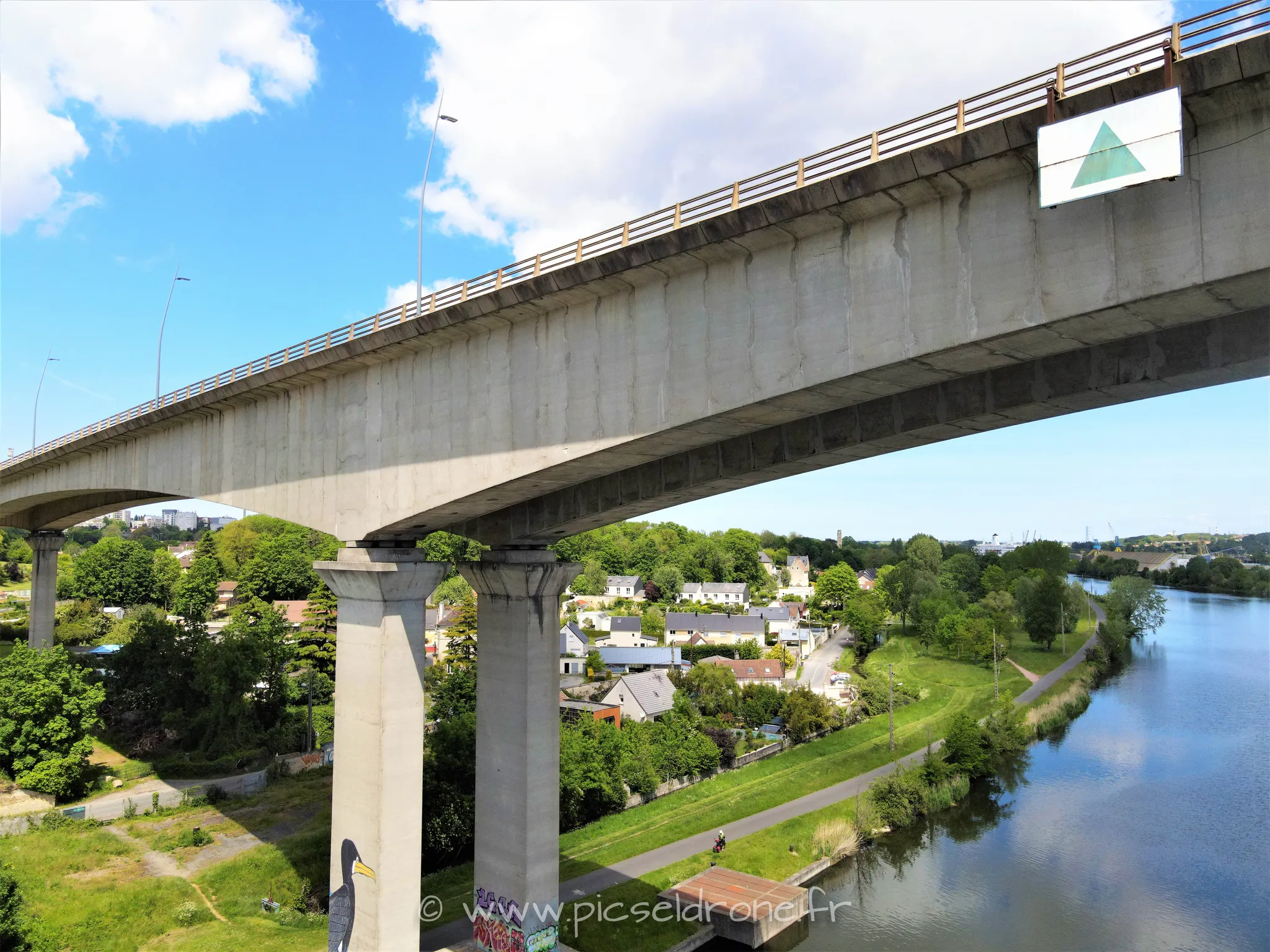 Inspection technique sur le viaduc de Calix, pont, télépilote drone, pilote drone, PICSEL DRONE, CAEN