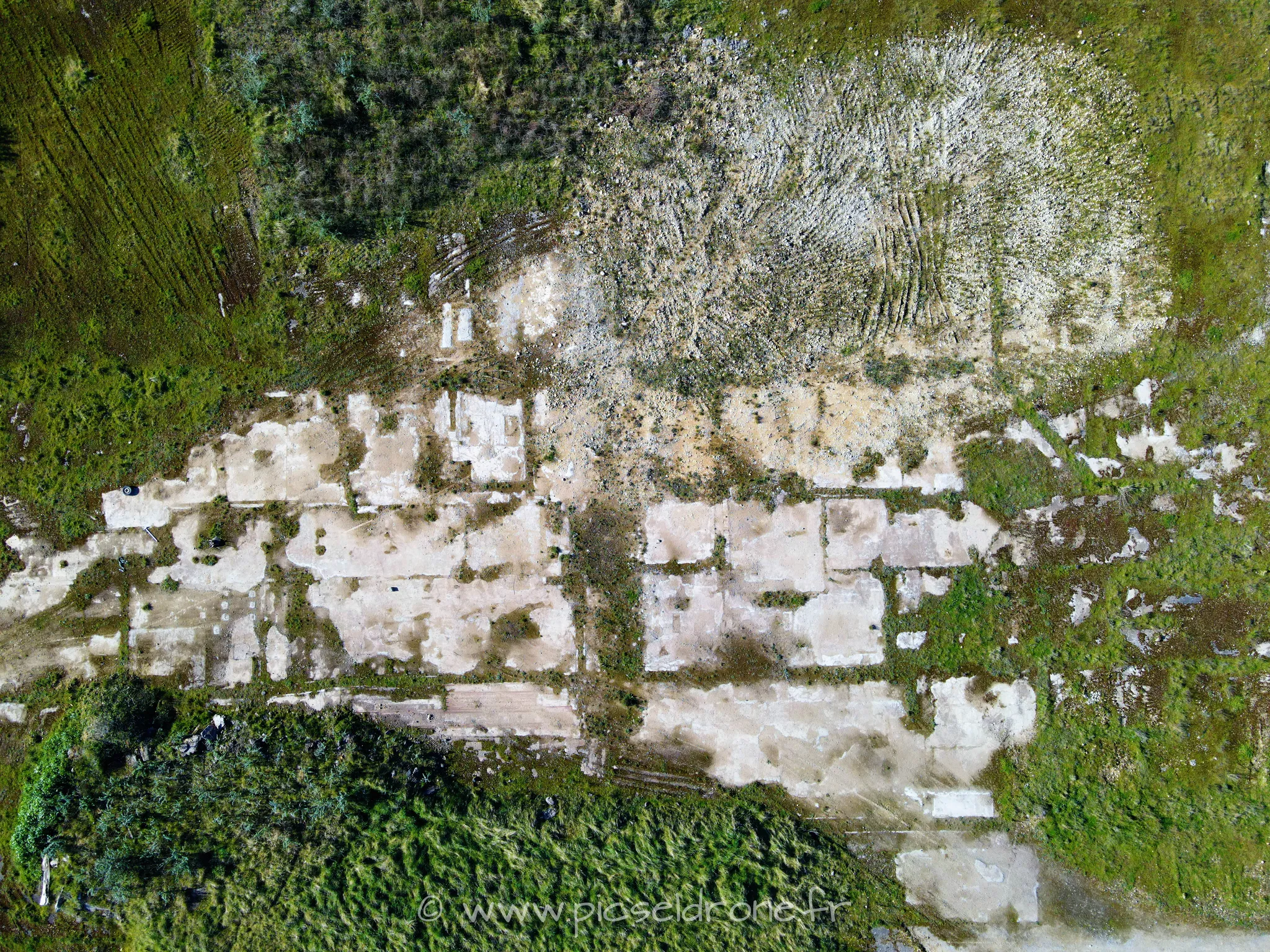Prise de vue aérienne, photo aérienne de terrains vagues, télépilote drone, pilote drone, PICSEL DRONE, CAEN